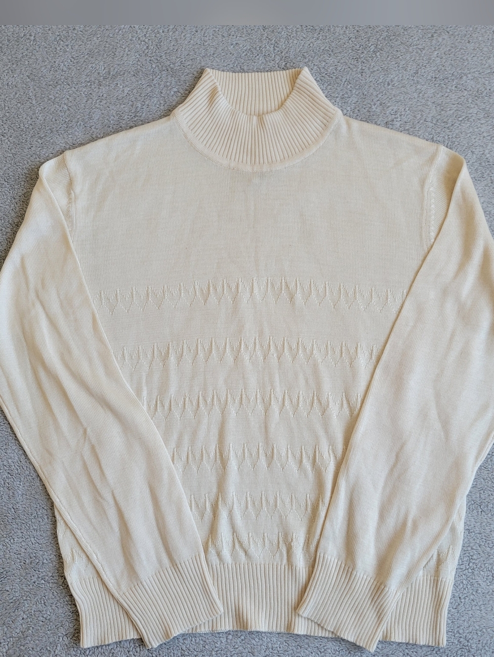 Evan Picone Silk Cream Turtleneck Sweater
